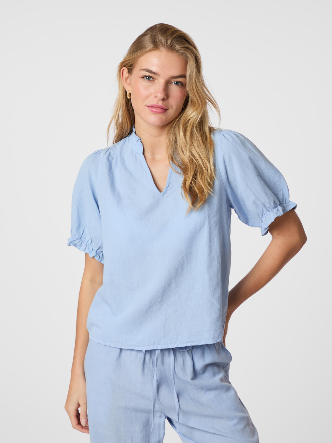 Odesa hørbluse - Light Blue